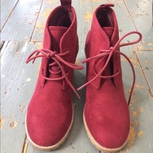 Bass Co Cherry Boots